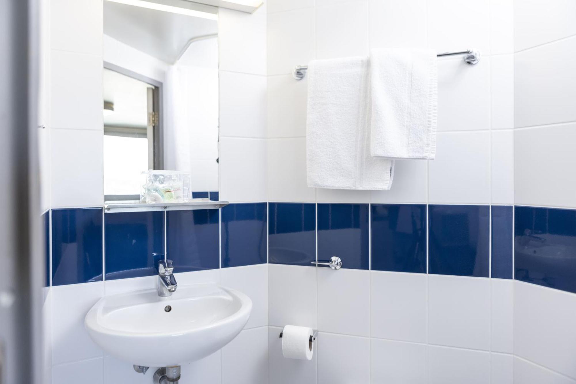 Burley Road Aparthotel Leeds  Bagian luar foto