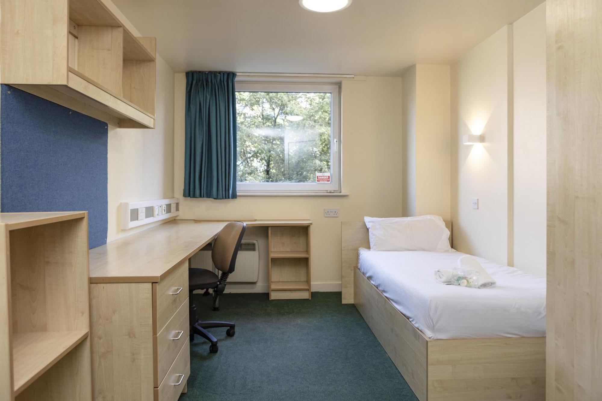 Burley Road Aparthotel Leeds  Bagian luar foto