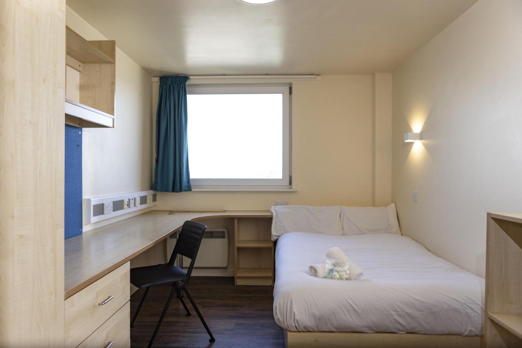 Burley Road Aparthotel Leeds  Bagian luar foto